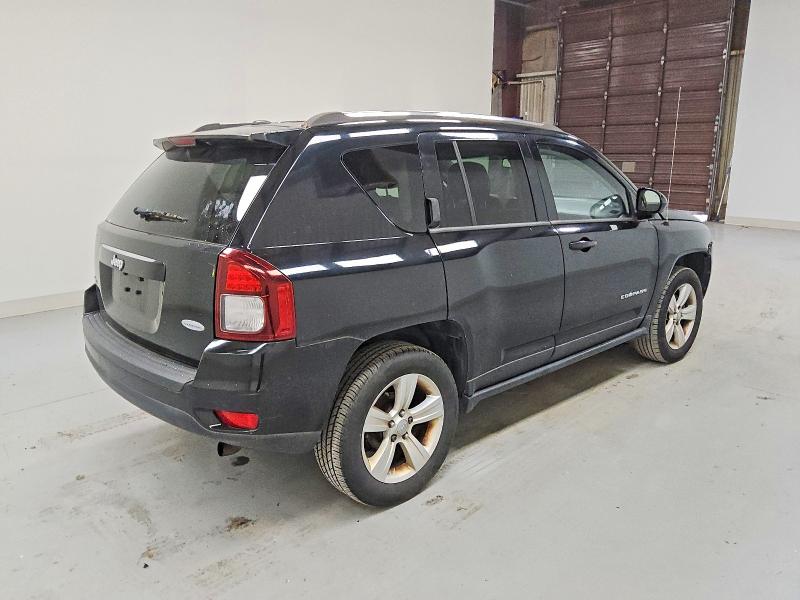 Photo 3 from auction – 2014 JEEP COMPASS with VIN 1C4NJDEB9ED858748