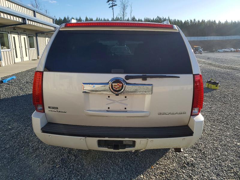 Photo 6 from auction – 2012 CADILLAC ESCALADE with VIN 1GYS3KEF4CR119317