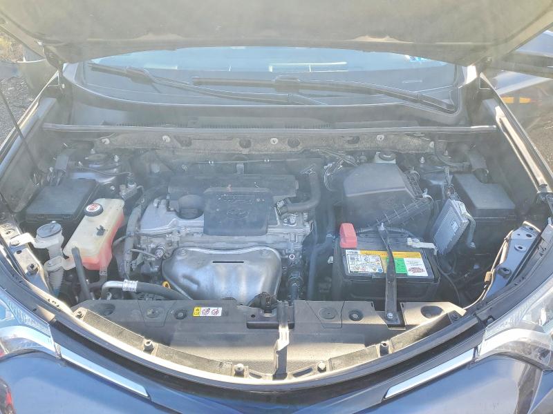 Photo 11 from auction – 2018 TOYOTA RAV4 ADVEN with VIN JTMRFREV8JJ243274