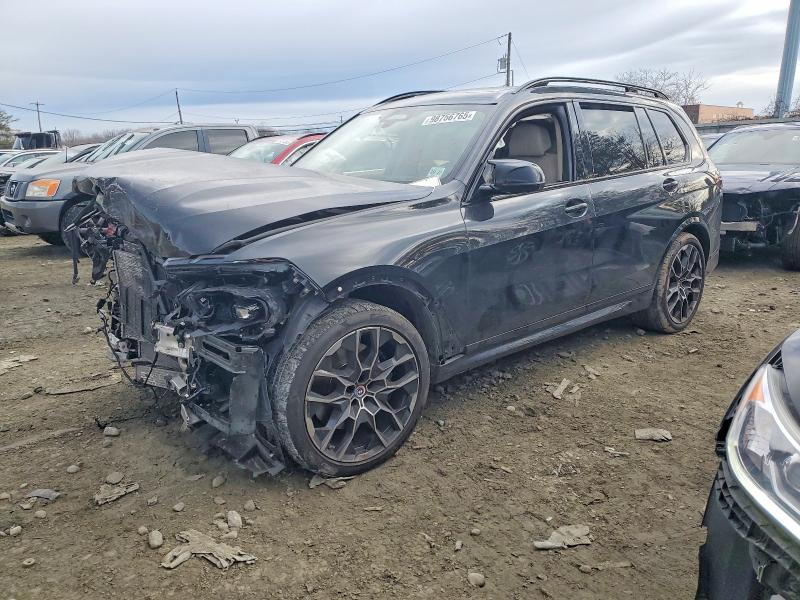 2023 BMW X7 M60I