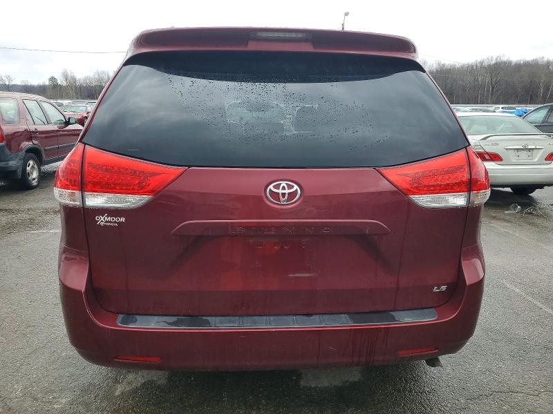 Photo 6 from auction – 2014 TOYOTA SIENNA with VIN 5TDKK3DC6ES450393