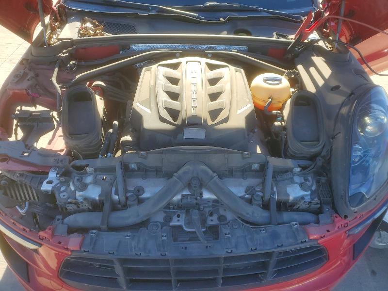 Photo 12 from auction – 2017 PORSCHE MACAN GTS with VIN WP1AG2A57HLB54624