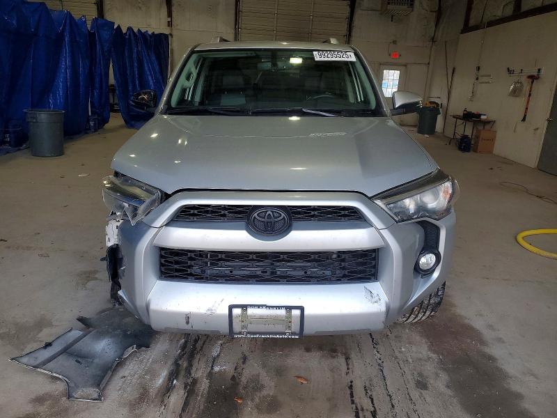 Photo 5 from auction – 2015 TOYOTA 4RUNNER SR with VIN JTEBU5JR0F5264687