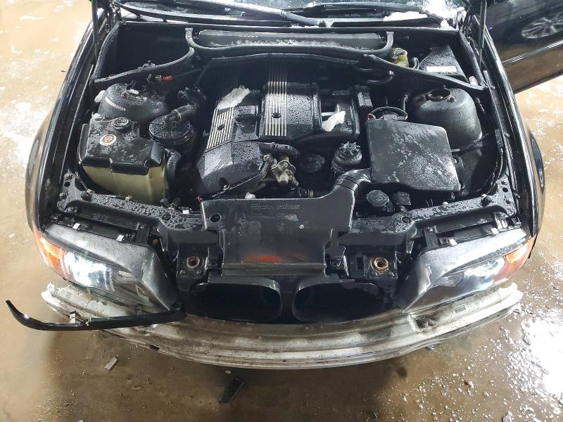 Фото 11 с аукциона – 2004 BMW 330 с VIN WBABW53464PJ94708