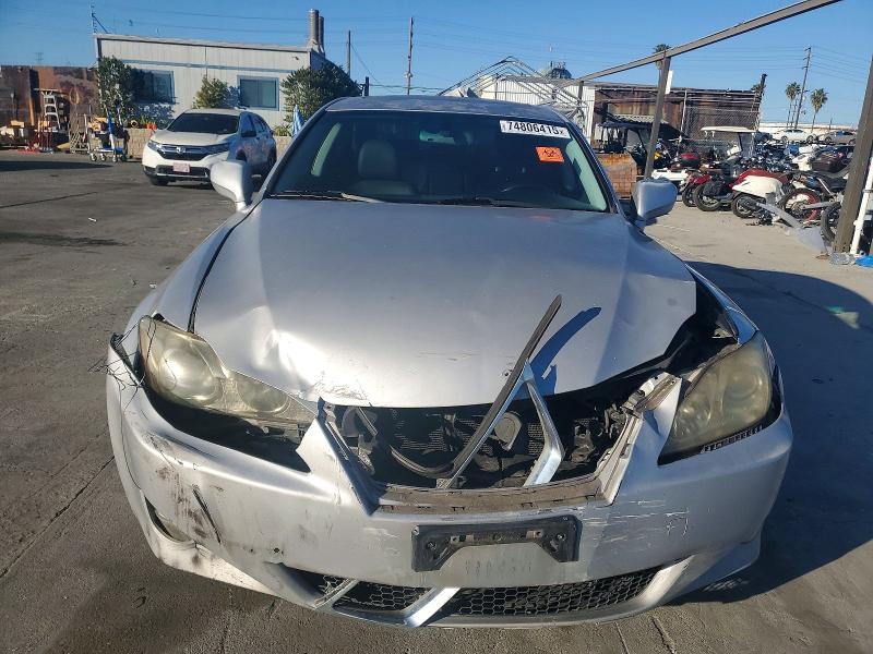 Photo 5 from auction – 2007 LEXUS IS 250 with VIN JTHBK262675042997