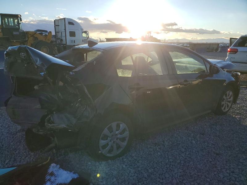 Photo 3 from auction – 2022 TOYOTA COROLLA with VIN JTDEPMAE6NJ228587
