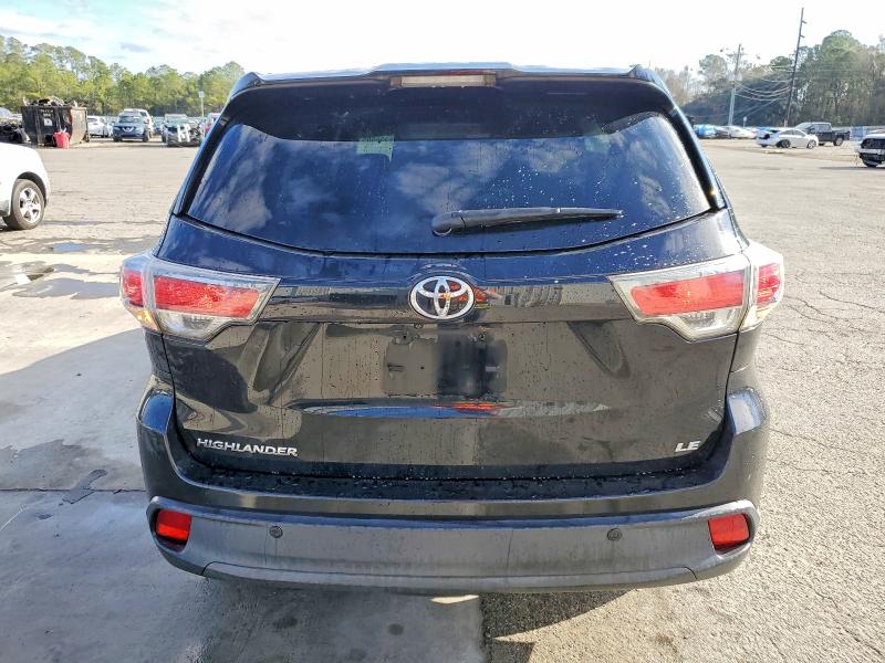 Photo 6 from auction – 2014 TOYOTA HIGHLANDER with VIN 5TDZARFH0ES006908