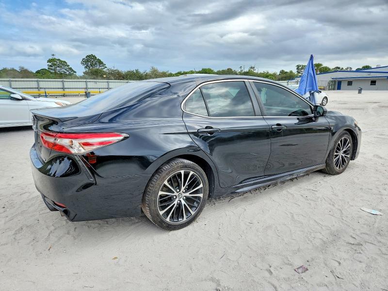 Photo 3 from auction – 2018 TOYOTA CAMRY L with VIN JTNB11HK5J3036764