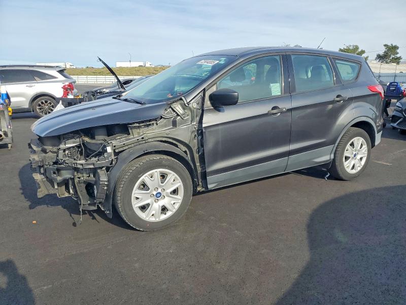 FORD ESCAPE S 2016 with VIN 1FMCU0F7XGUB15922 - Photo from auction