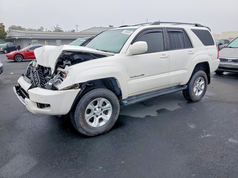 TOYOTA 4RUNNER SR 2005 с VIN JTEBT14RX58021568 - Фото с аукциона