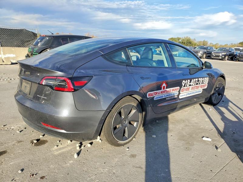 Photo 3 from auction – 2022 TESLA MODEL 3 with VIN 5YJ3E1EB1NF201817