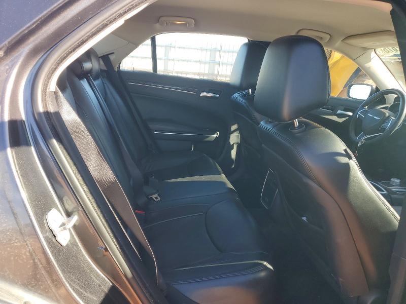 Photo 10 from auction – 2016 CHRYSLER 300 LIMITE with VIN 2C3CCAAGXGH208094