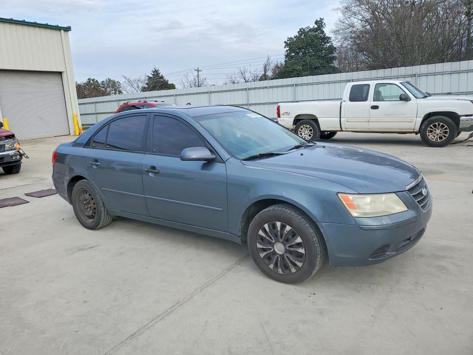 Photo 4 from auction – 2010 HYUNDAI SONATA GLS with VIN 5NPET4AC3AH623761