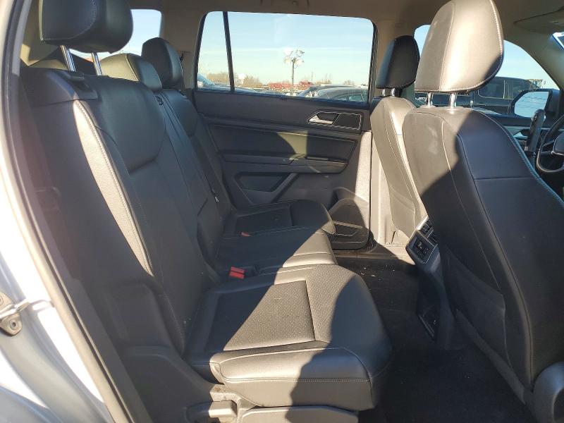 Photo 11 from auction – 2019 VOLKSWAGEN ATLAS SE with VIN 1V2LR2CA1KC562783
