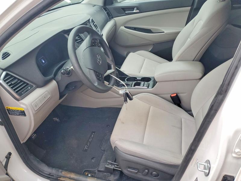 Photo 7 from auction – 2017 HYUNDAI TUCSON LIM with VIN KM8J3CA44HU478484