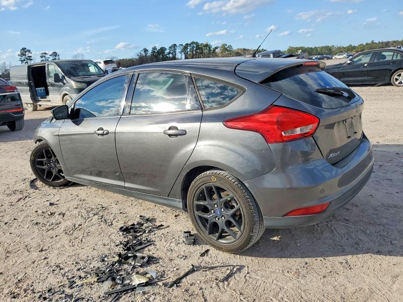 Photo 2 from auction – 2016 FORD FOCUS with VIN 1FADP3K22GL360852