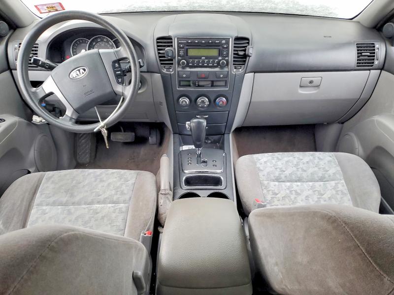 Photo 8 from auction – 2008 KIA SORENTO with VIN KNDJD735585761811