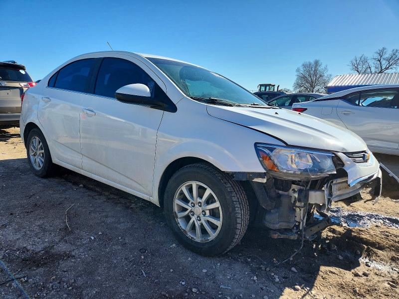 صورة رقم 4 من المزاد - 2017 CHEVROLET SONIC مع VIN 1G1JD5SG4H4127461