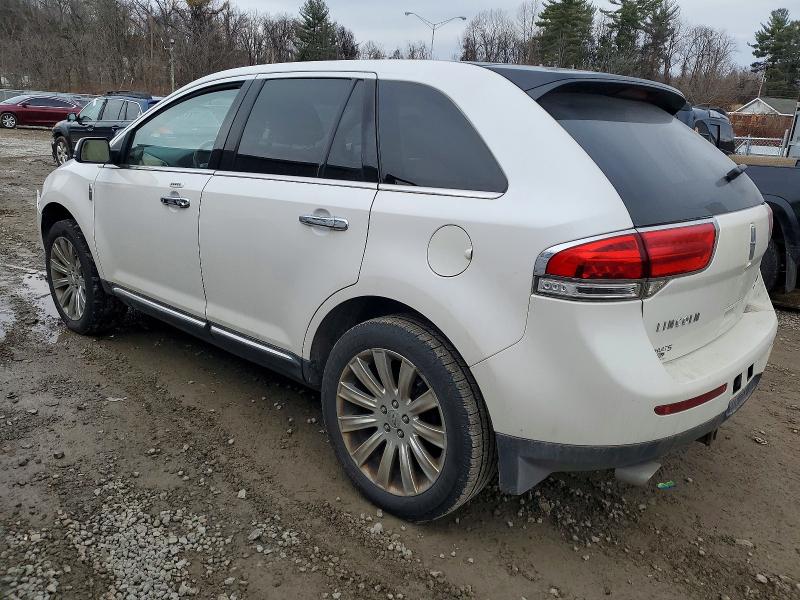 Photo 2 from auction – 2013 LINCOLN MKX with VIN 2LMDJ8JK1DBL35043