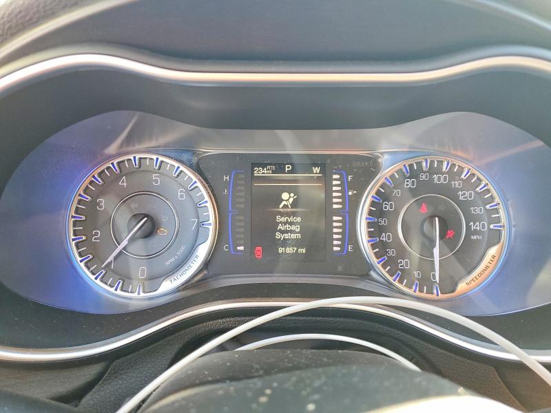 Photo 9 from auction – 2015 CHRYSLER 200 LIMITE with VIN 1C3CCCAB6FN556416