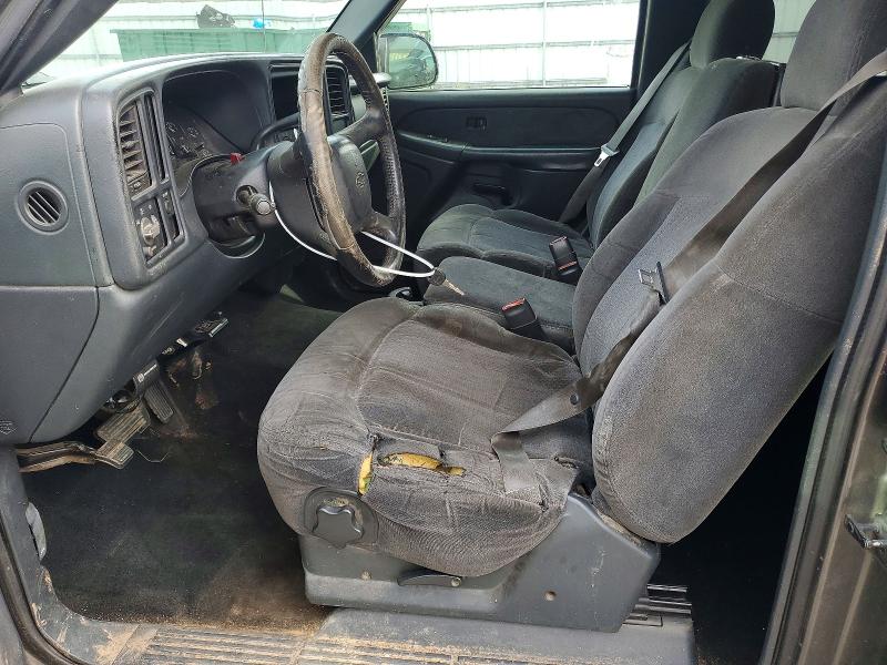 Photo 7 from auction – 2002 CHEVROLET SILVERADO with VIN 2GCEC19V921136197
