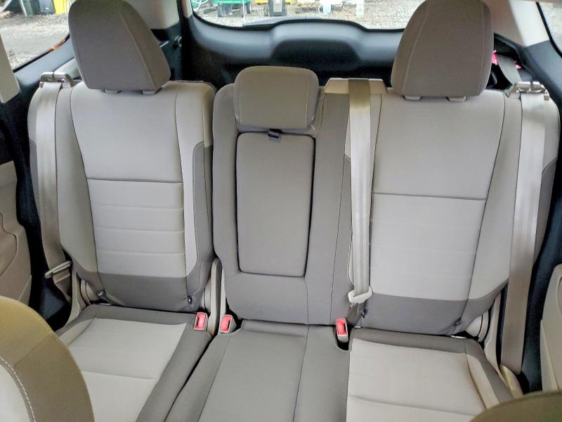 Photo 10 from auction – 2015 FORD ESCAPE SE with VIN 1FMCU9G9XFUA68376