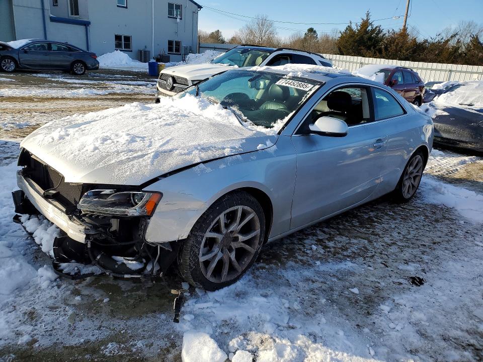 AUDI A5 PREMIUM 2012 с VIN WAULFAFR5CA001549 - Снимка от търг