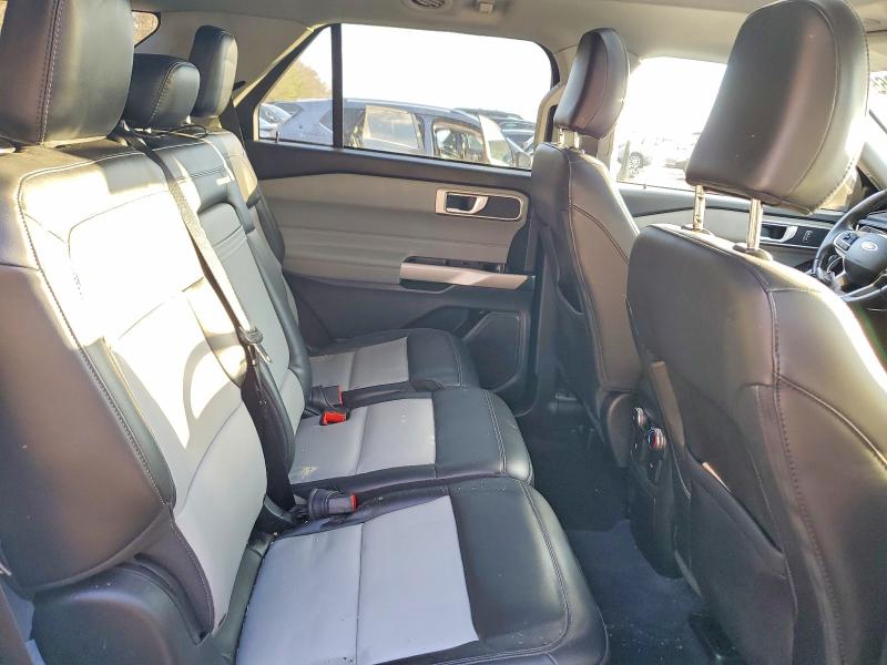 Photo 11 from auction – 2022 FORD EXPLORER X with VIN 1FMSK8DH6NGA99077