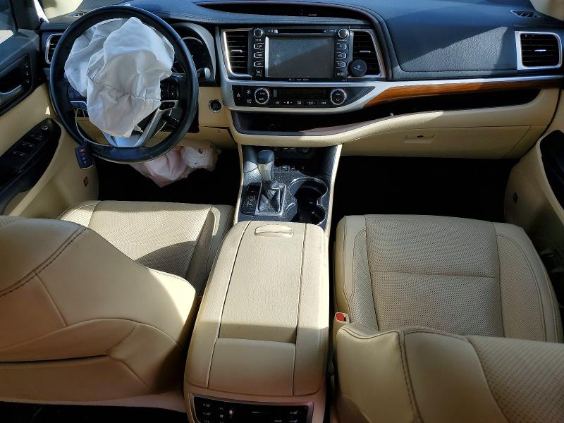 Photo 8 from auction – 2019 TOYOTA HIGHLANDER with VIN 5TDDZRFH2KS747804