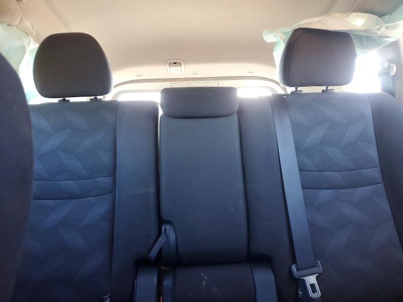 Photo 10 from auction – 2015 NISSAN ROGUE S with VIN KNMAT2MV3FP576579