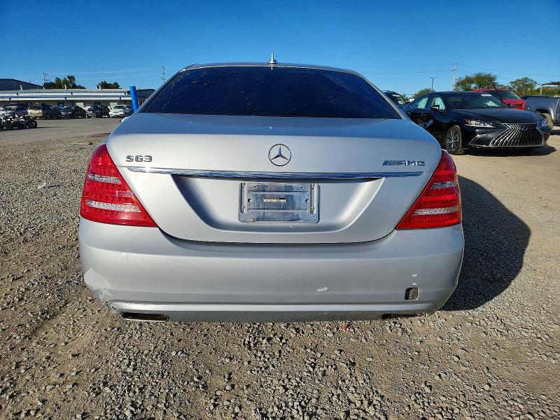 Photo 6 from auction – 2012 MERCEDES-BENZ S 550 with VIN WDDNG7DB2CA429926