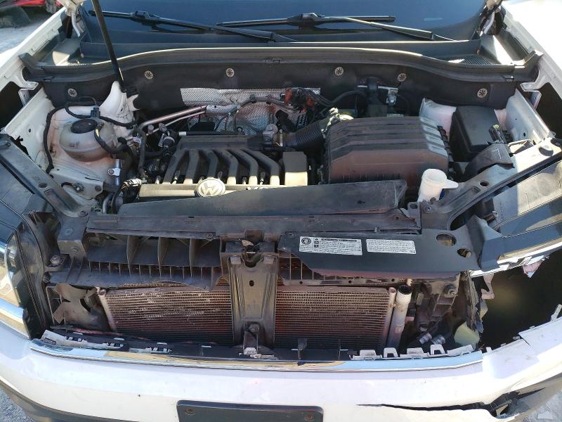 Photo 12 from auction – 2018 VOLKSWAGEN ATLAS SE with VIN 1V2KR2CA3JC516169