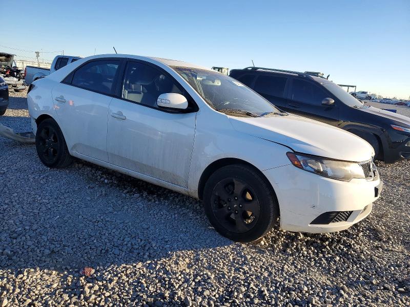 Photo 4 from auction – 2010 KIA FORTE EX with VIN KNAFU4A24A5106510