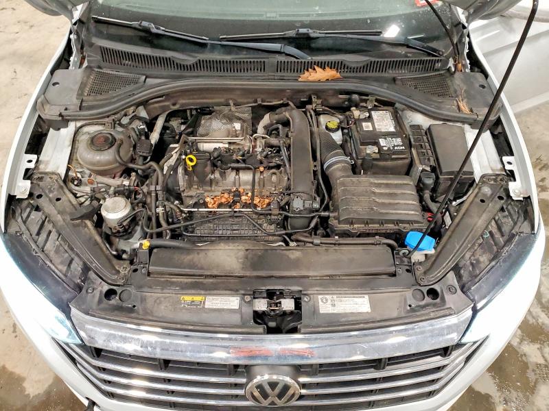 Photo 11 from auction – 2019 VOLKSWAGEN JETTA with VIN 3VWC57BUXKM111305
