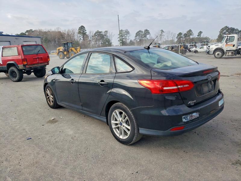 Photo 2 from auction – 2015 FORD FOCUS with VIN 1FADP3F22FL262798