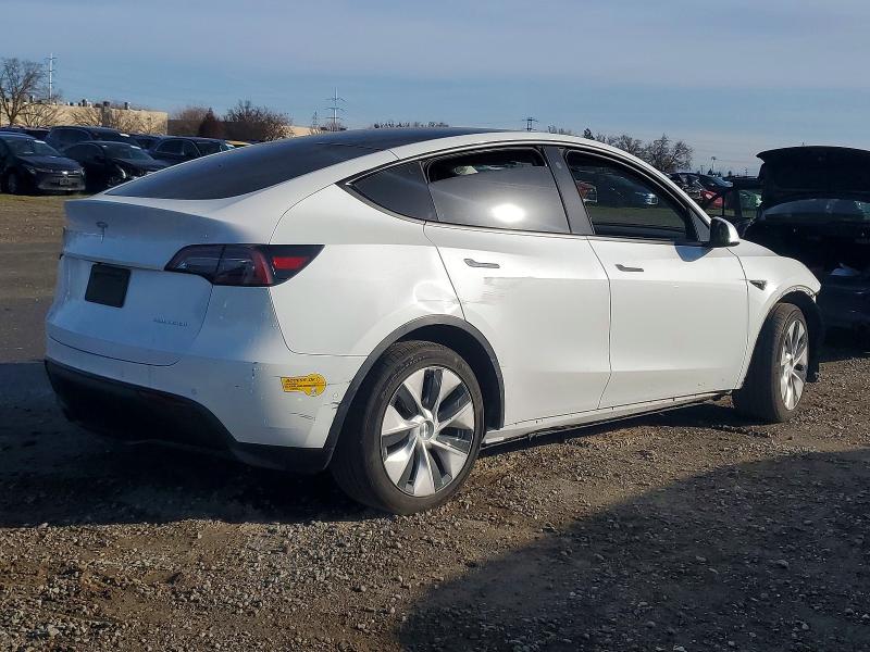 Zdjęcie 3 z aukcji – 2021 TESLA MODEL Y z VIN 5YJYGDEE6MF138661