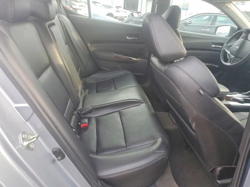 Photo 10 from auction – 2015 ACURA TLX with VIN 19UUB3F54FA007957