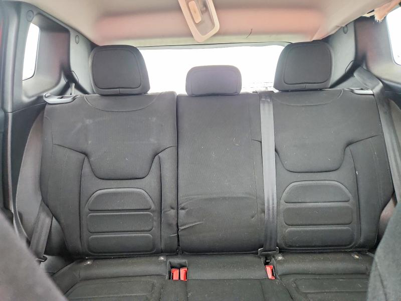 Photo 10 from auction – 2018 JEEP RENEGADE L with VIN ZACCJABBXJPH10131