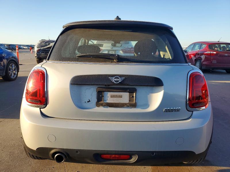 Photo 6 from auction – 2021 MINI COOPER with VIN WMWXR3C00M2N92556