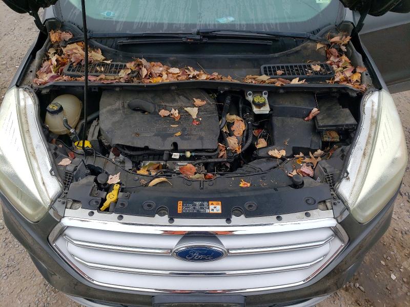Photo 12 from auction – 2017 FORD ESCAPE SE with VIN 1FMCU9GD6HUD35648