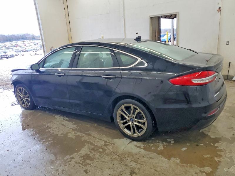 Photo 2 from auction – 2019 FORD FUSION SEL with VIN 3FA6P0CD2KR222858