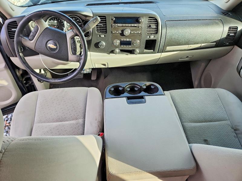Photo 8 from auction – 2007 CHEVROLET SILVERADO with VIN 1GCEK19J77Z619072