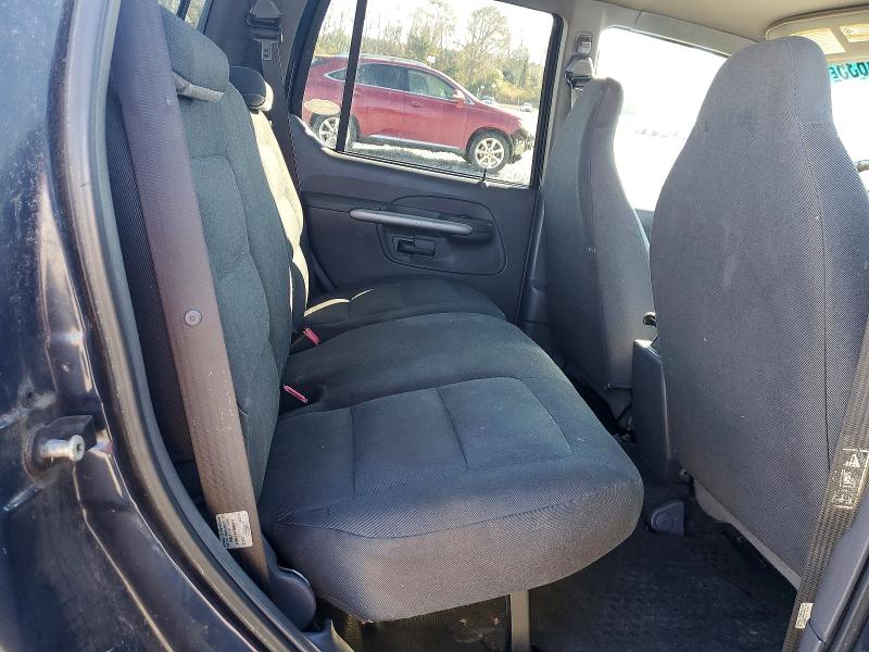 Photo 10 from auction – 2002 FORD EXPLORER S with VIN 1FMZU67E82UC61612