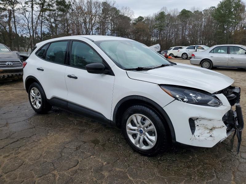 Photo 4 from auction – 2020 FORD ESCAPE S with VIN 1FMCU0F64LUB72554
