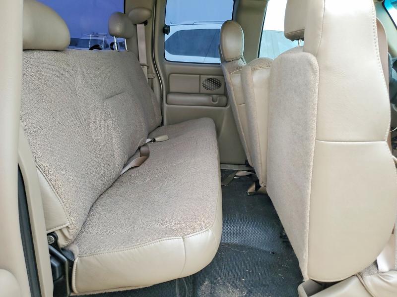 Photo 10 from auction – 2002 CHEVROLET SILVERADO with VIN 2GCEC19W721103207