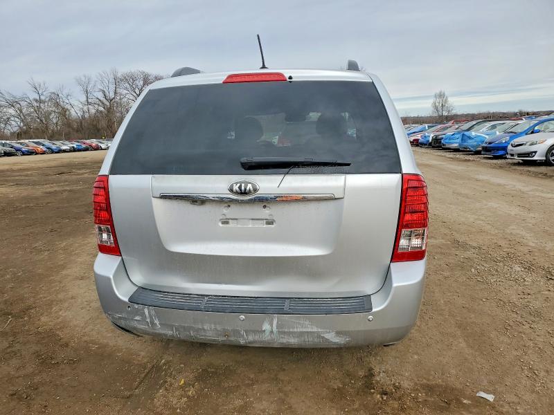 Photo 6 from auction – 2014 KIA SEDONA with VIN KNDMG4C77E6590747