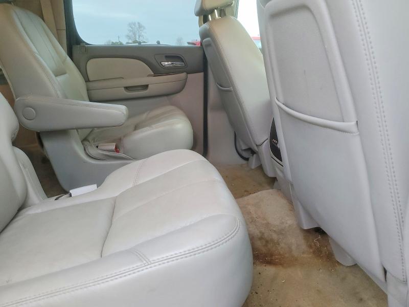 Photo 11 from auction – 2007 CHEVROLET SUBURBAN K with VIN 3GNFK16377G315161