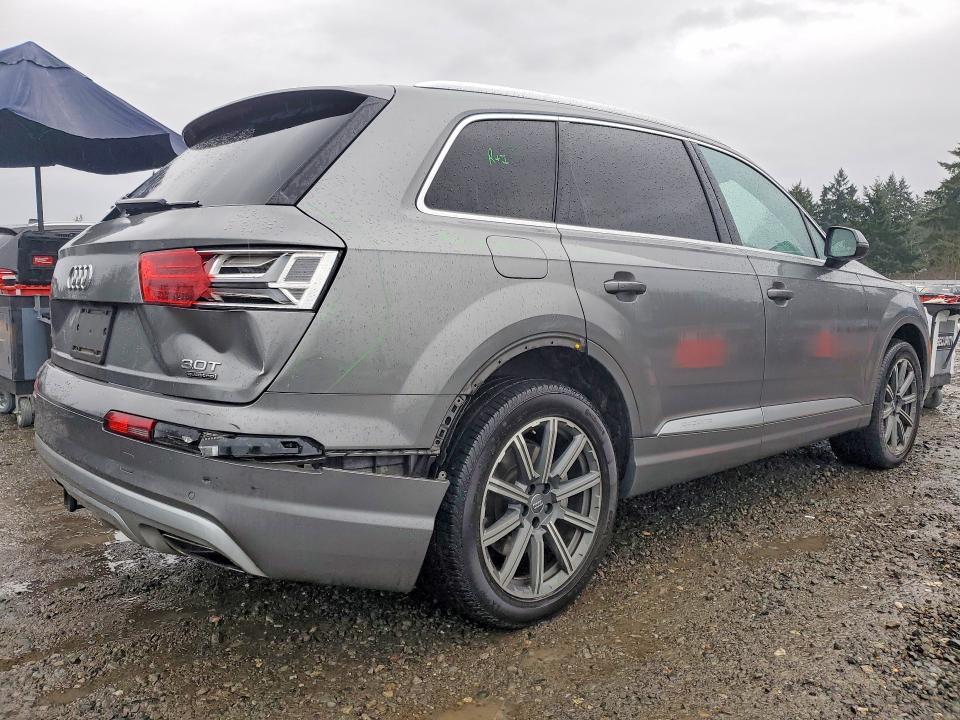 Photo 3 from auction – 2017 AUDI Q7 PREMIUM with VIN WA1LAAF72HD051504