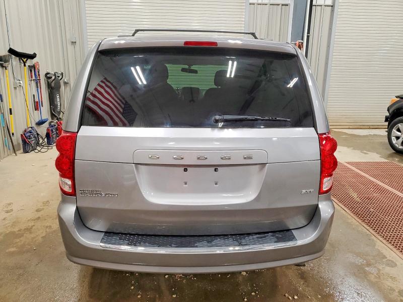 Photo 6 from auction – 2015 DODGE GRAND CARA with VIN 2C4RDGCG5FR557000