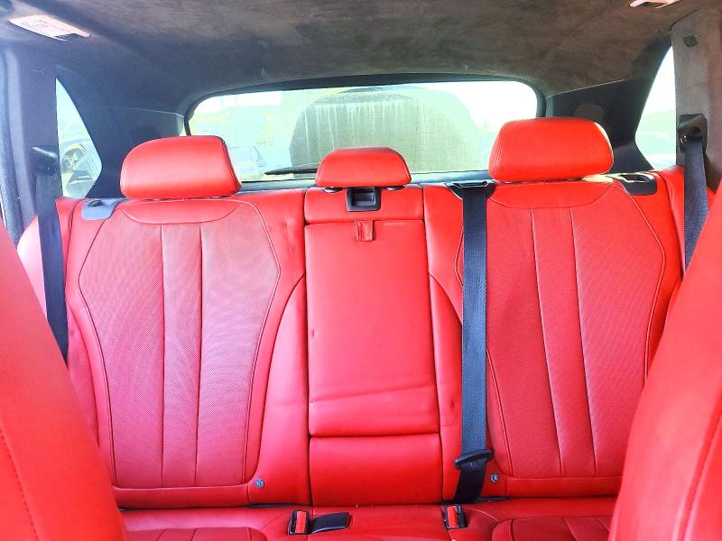 Photo 10 from auction – 2018 BMW X5 M with VIN 5YMKT6C53J0X21092
